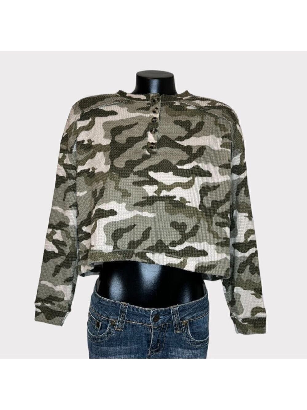 SO Womens NEW Long Sleeve Oversized Crop Top  sz S Waffle Knit Green Camouflaged